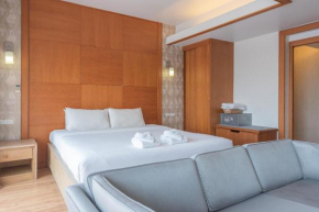 Отель Nonthaburi Palace Hotel  Нонтхабури